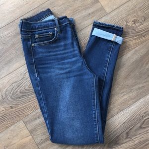 Gap True Skinny jeans